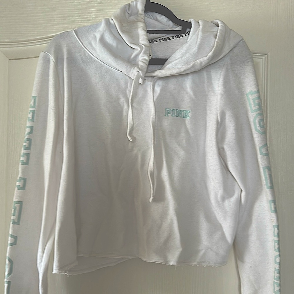 PINK 💕Victoria Secret crop hoodie